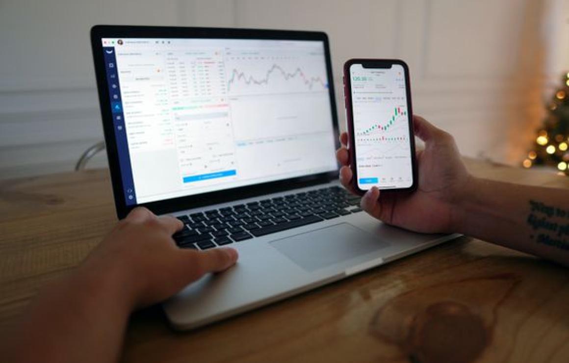 MAX Exchange Token (MAX) headq